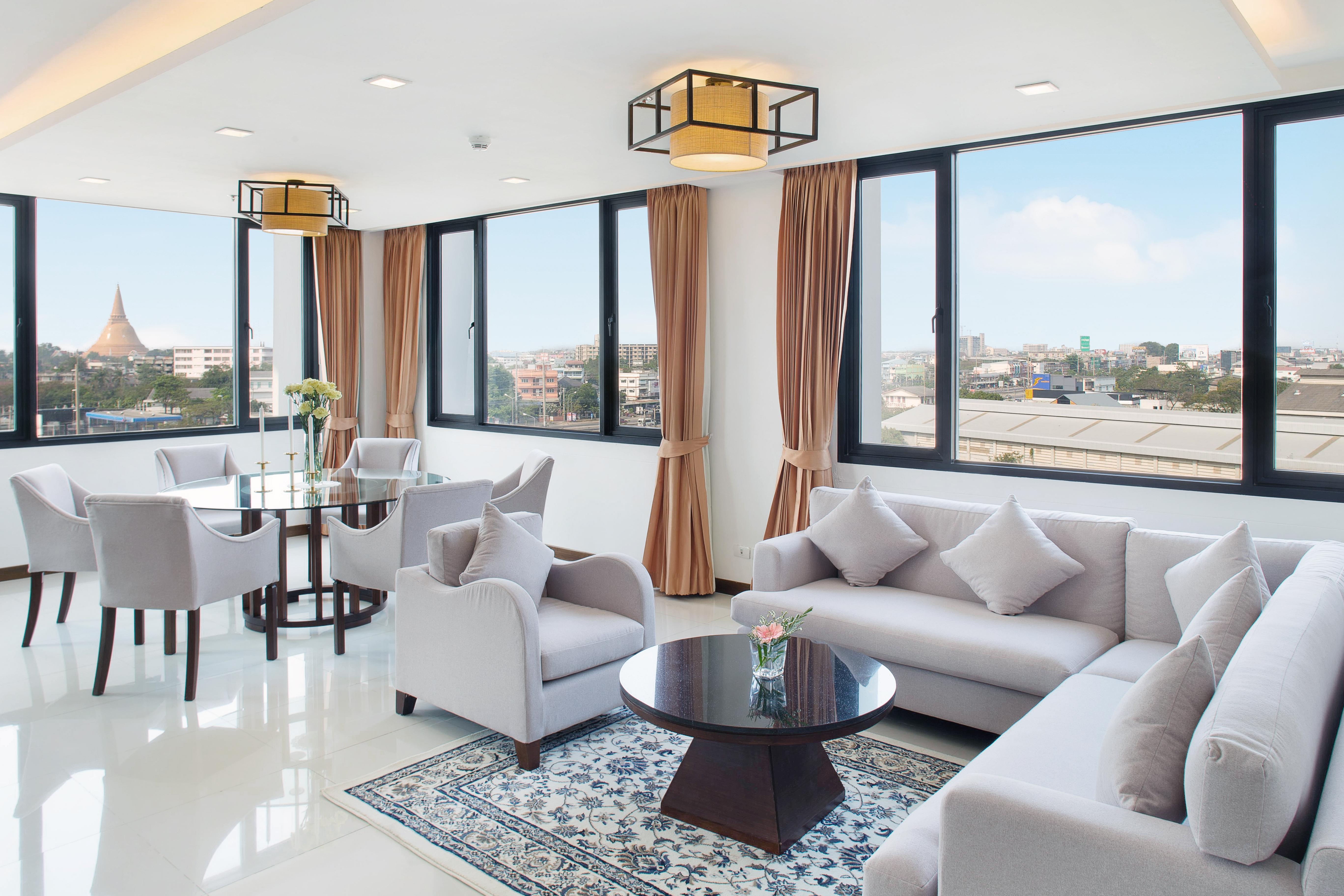 Mida Grande Hotel Dhavaravati Nakhon Pathom - Sha Plus Exteriér fotografie