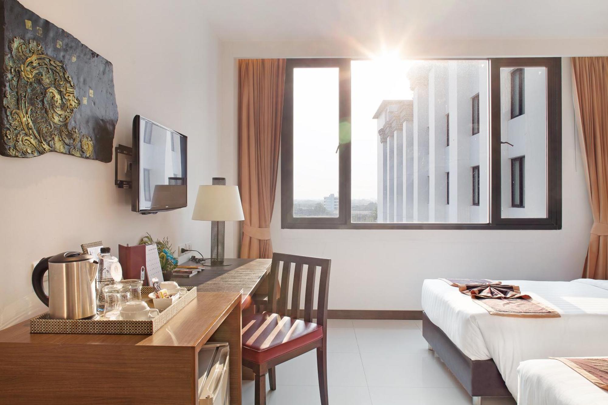 Mida Grande Hotel Dhavaravati Nakhon Pathom - Sha Plus Exteriér fotografie